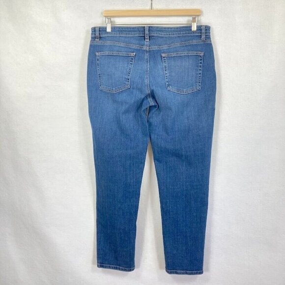 Eileen Fisher Stretch Mid Rise Med Wash Straight Leg Jeans Size 10 - Picture 3 of 6